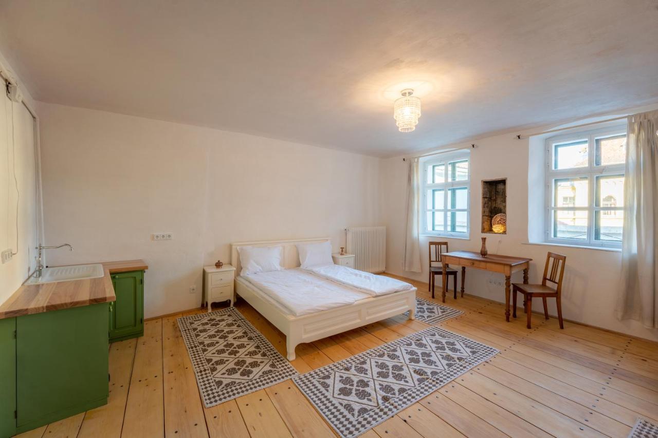 Casa Josef Bacon - La Strada - Aparthotel Sighisoara Exterior photo