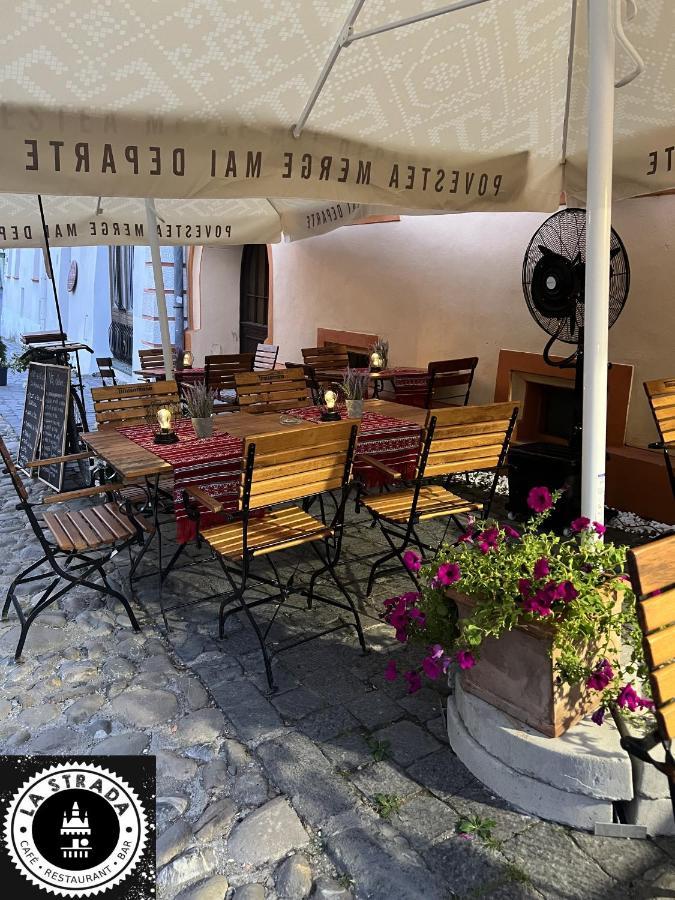 Casa Josef Bacon - La Strada - Aparthotel Sighisoara Exterior photo